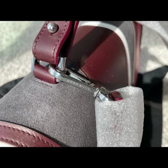 Hugo Boss bag - Picture 5 of 13